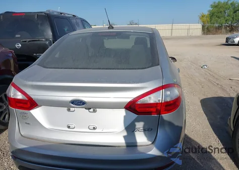 2019 Ford Fiesta Se z USA, uszkodzony, nr VIN 3FADP4BJ6KM110647